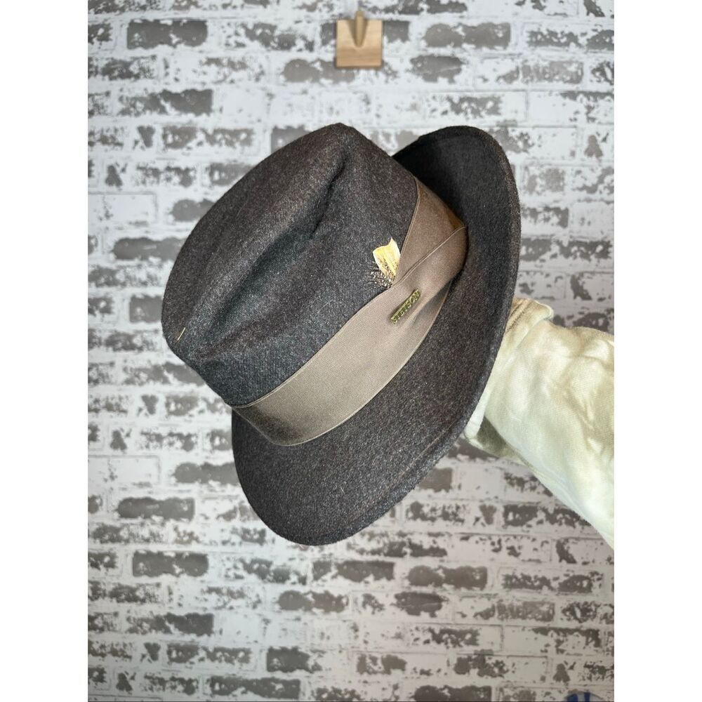 Stetson | wool hat with feathers